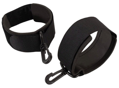 ADV24 Handcuffs