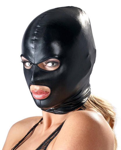 Maska BDSM wet look Bad Kitty czarna z otwartymi oczami i ustami